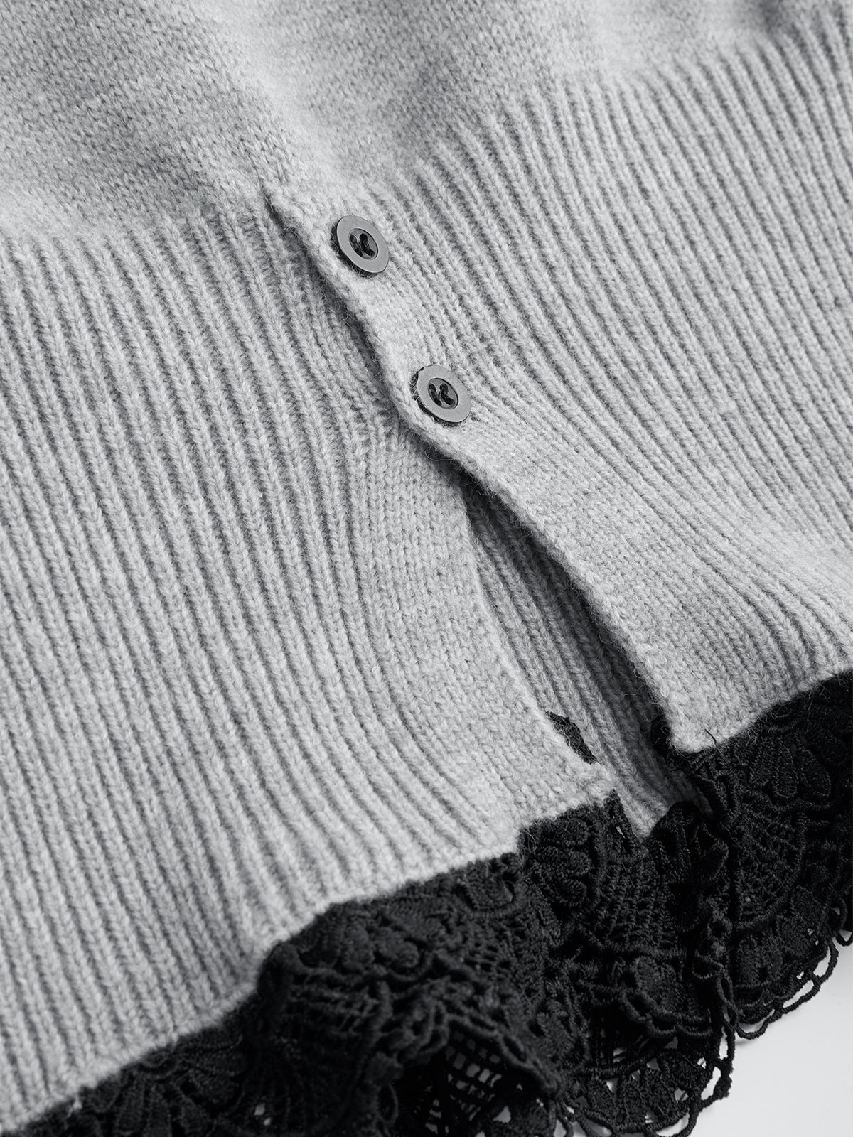 Contrast Collar Lace Hem Sweater